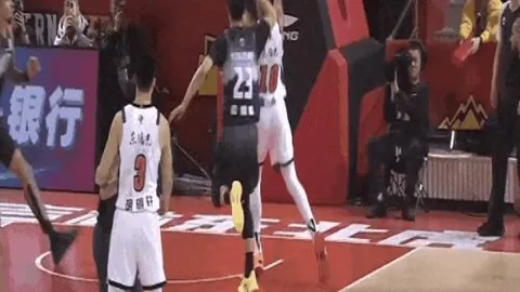 2021-2022德甲联赛第15轮赛事集锦